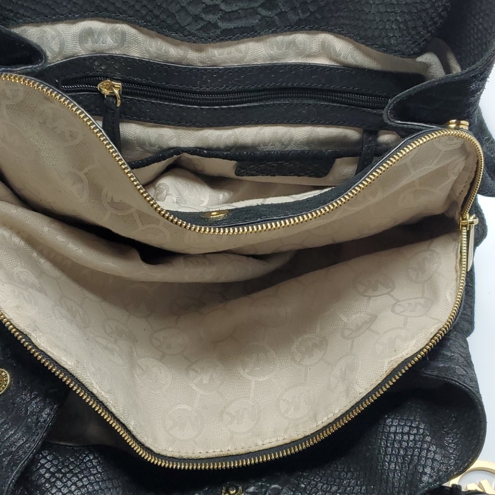 Michael Kors Bedford Large Python Embossed Black - image 8